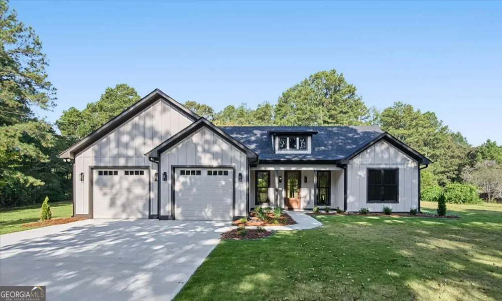 24 Satcher RD Taylorsville, GA 30178