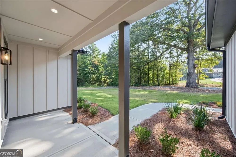 24 Satcher RD Taylorsville, GA 30178