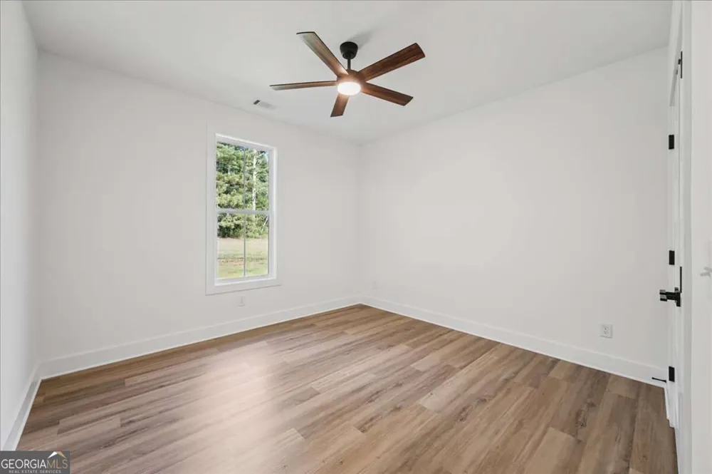 24 Satcher RD Taylorsville, GA 30178