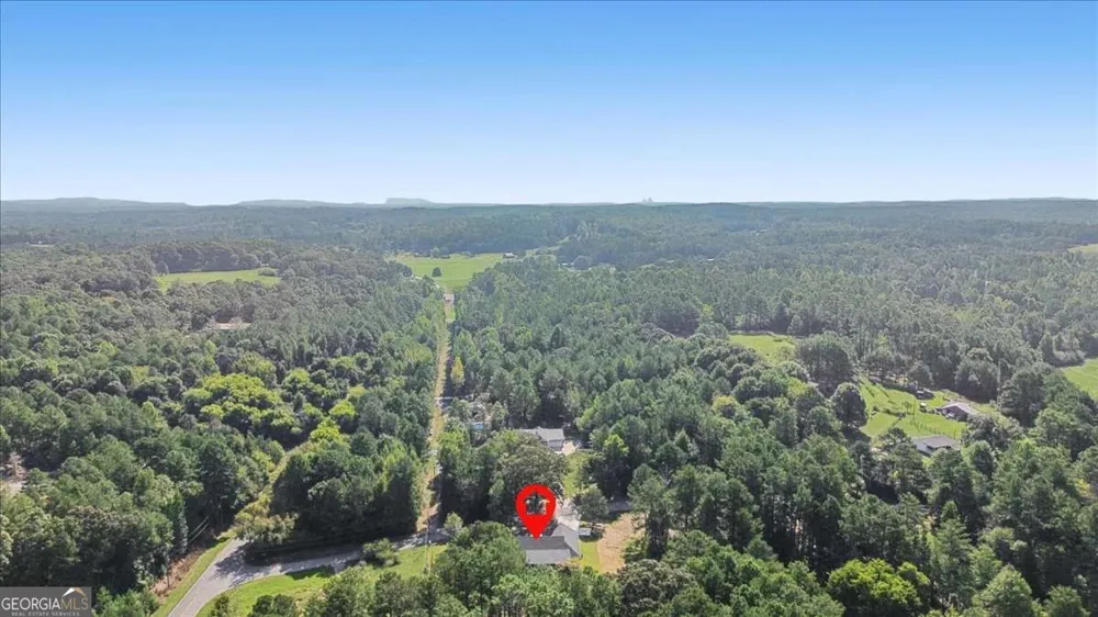 24 Satcher RD Taylorsville, GA 30178