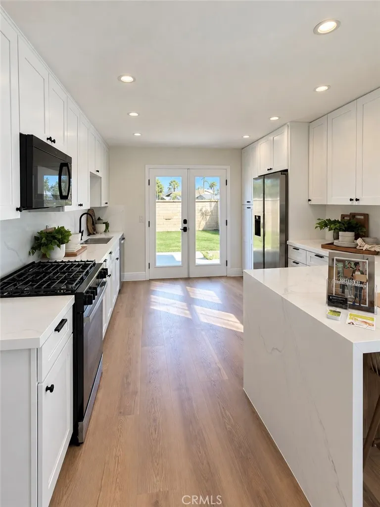 27531 Halcon Mission Viejo, CA 92691