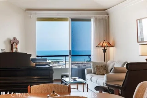 25422 Sea Bluffs #307
