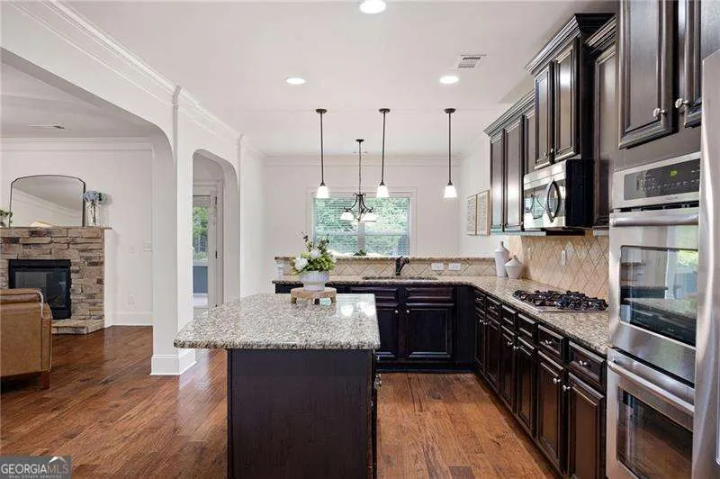 459 Fairway DR Acworth, GA 30101