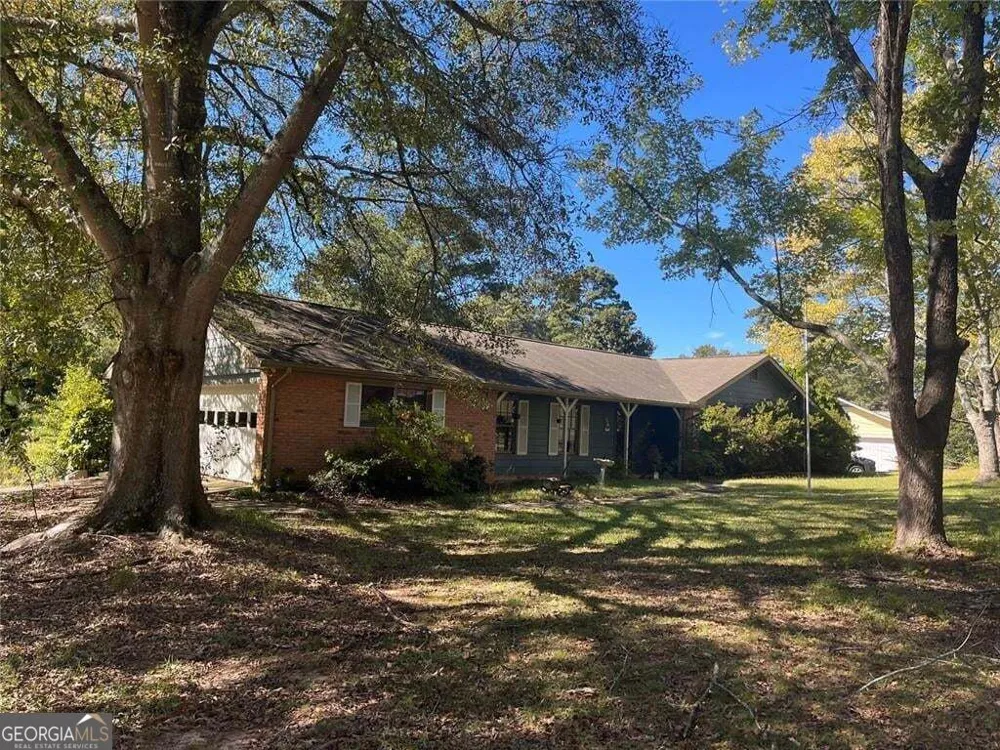 149 Hill LN Ellenwood, GA 30294