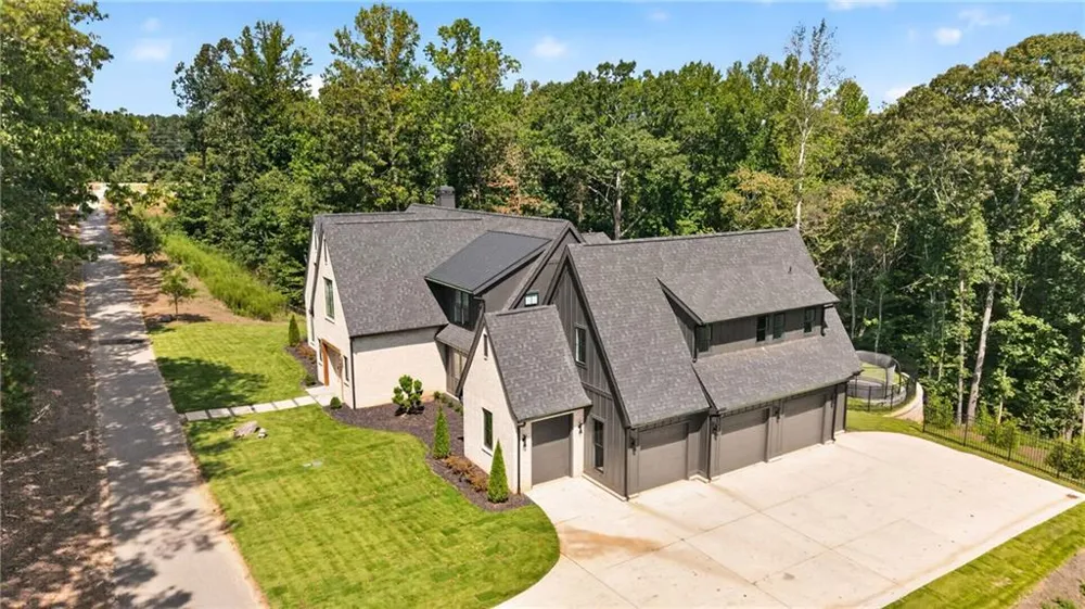 3392 Shank Grove Dacula, GA 30019