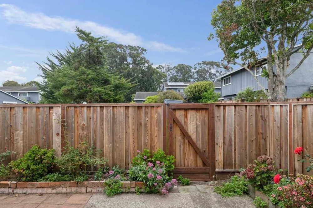 1023 Suzanne Court Half Moon Bay, CA 94019