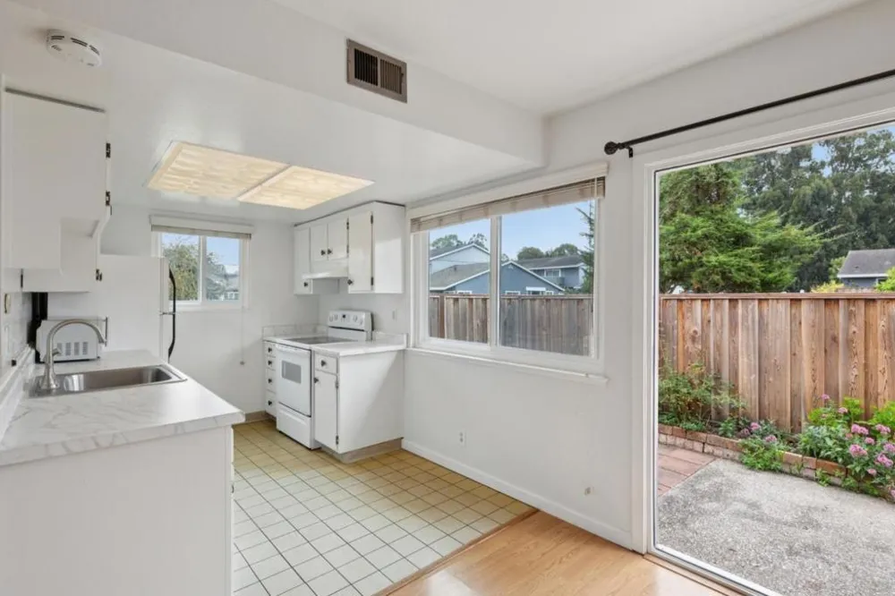 1023 Suzanne Court Half Moon Bay, CA 94019