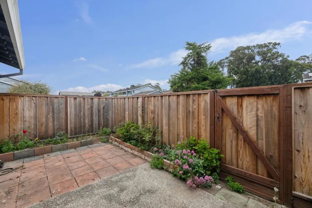 1023 Suzanne Court Half Moon Bay, CA 94019