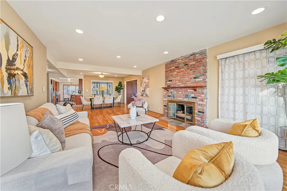 12105 Rideout Place Whittier, CA 90601