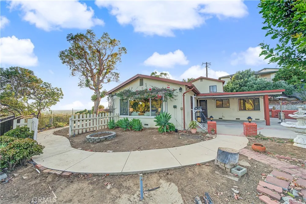 12105 Rideout Place Whittier, CA 90601
