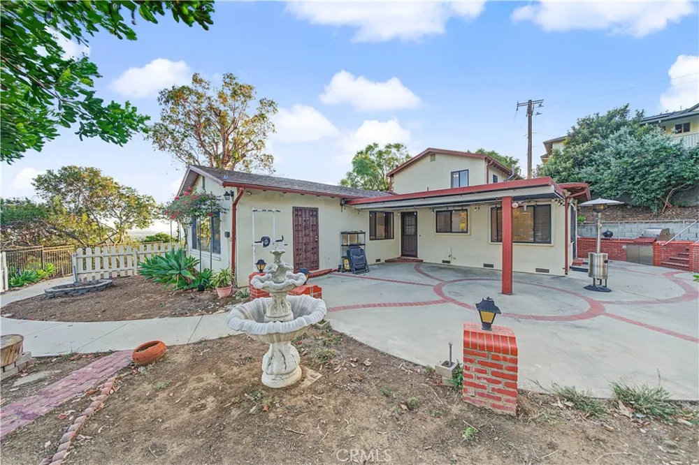 12105 Rideout Place Whittier, CA 90601