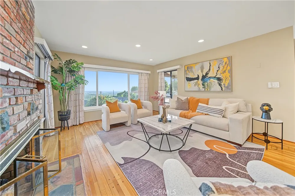 12105 Rideout Place Whittier, CA 90601