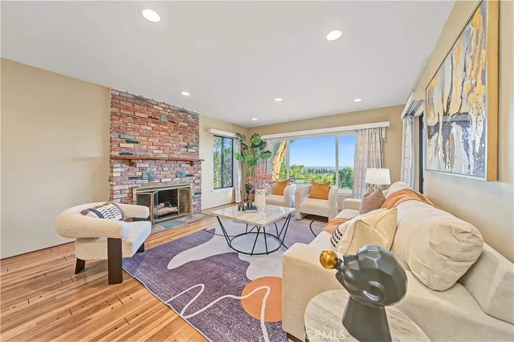 12105 Rideout Place Whittier, CA 90601
