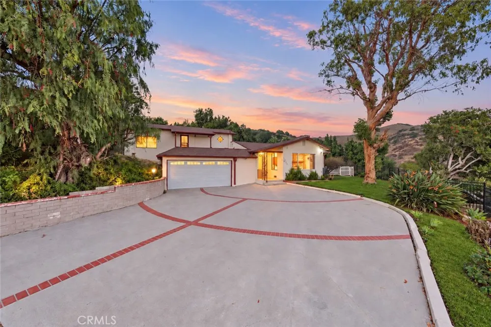 12105 Rideout Place Whittier, CA 90601