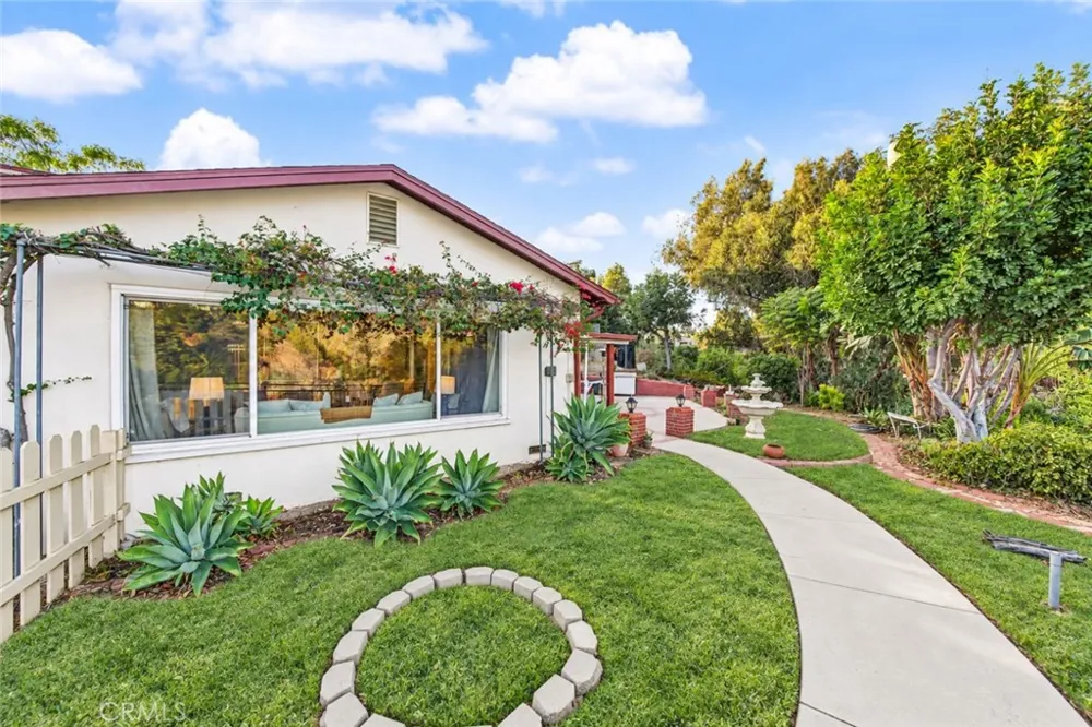 12105 Rideout Place Whittier, CA 90601