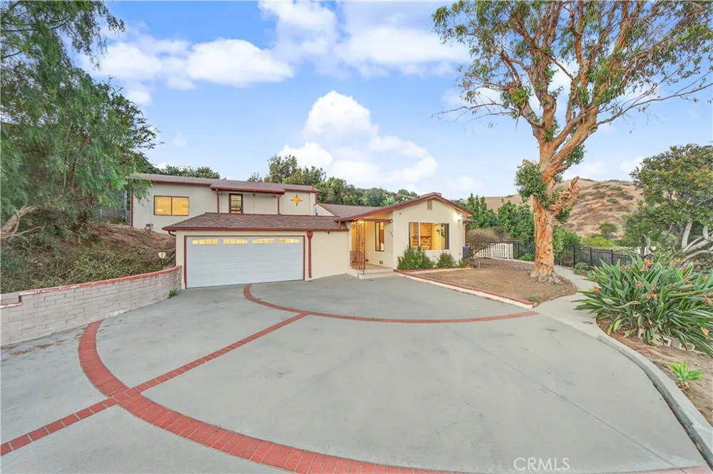 12105 Rideout Place Whittier, CA 90601