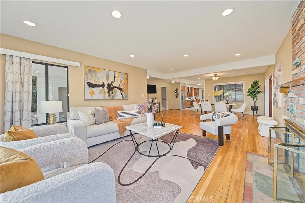 12105 Rideout Place Whittier, CA 90601
