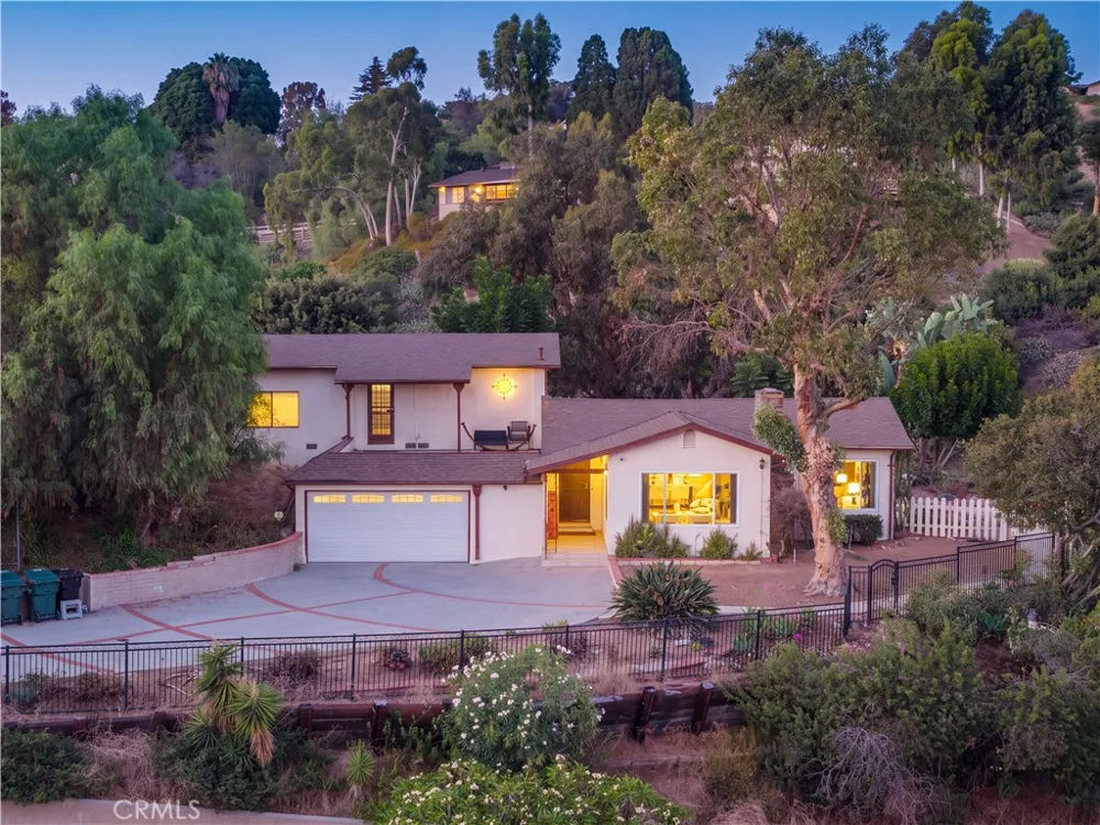 12105 Rideout Place Whittier, CA 90601