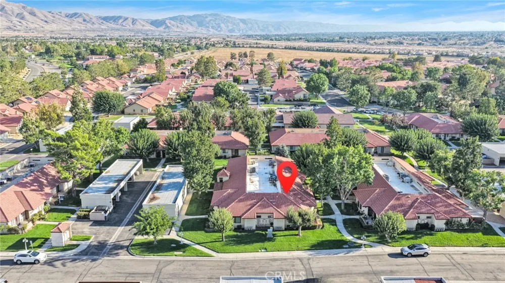 19237 Elm Drive Apple Valley, CA 92308