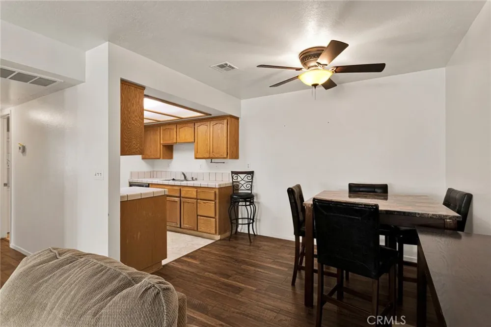 19237 Elm Drive Apple Valley, CA 92308