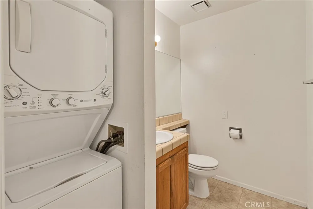 19237 Elm Drive Apple Valley, CA 92308