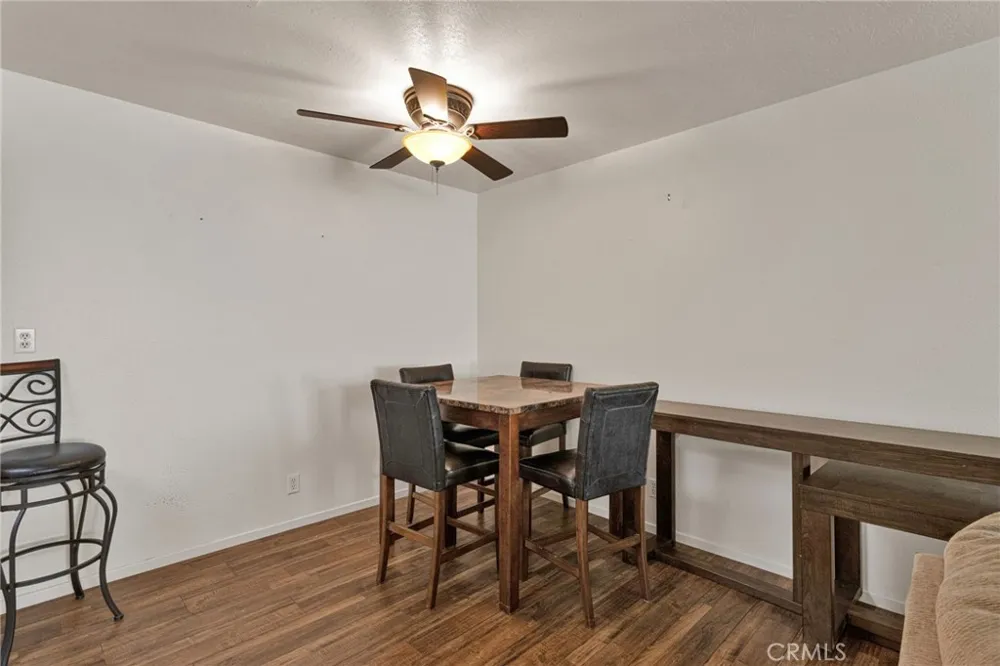 19237 Elm Drive Apple Valley, CA 92308