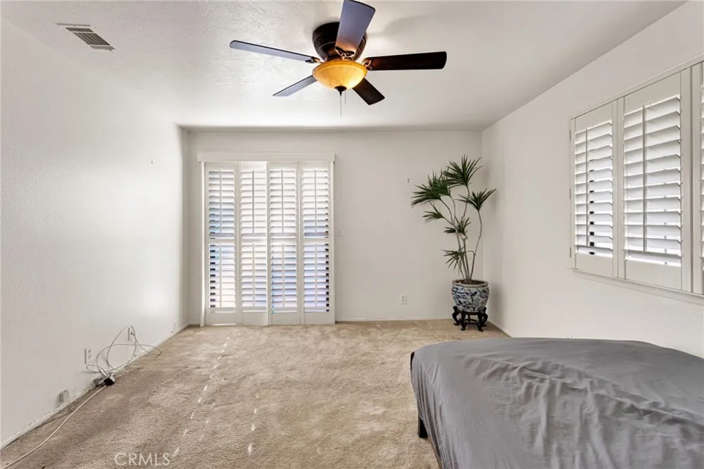 19237 Elm Drive Apple Valley, CA 92308