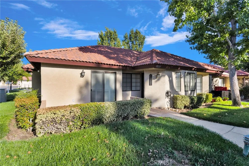 19237 Elm Drive Apple Valley, CA 92308