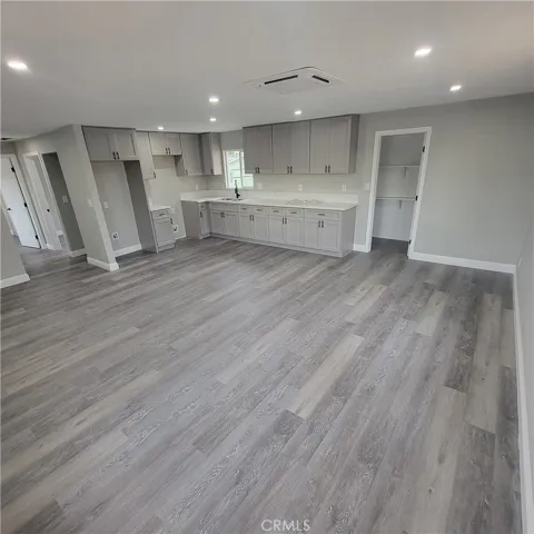 12423 Ridgewood Drive