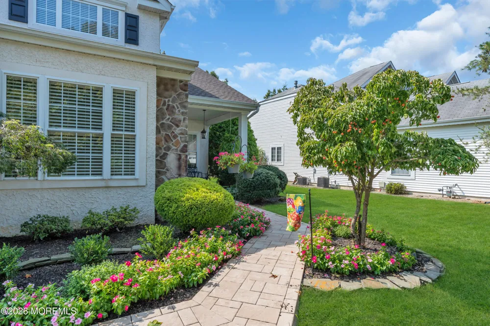 18 Spyglass Drive Jackson, NJ 08527