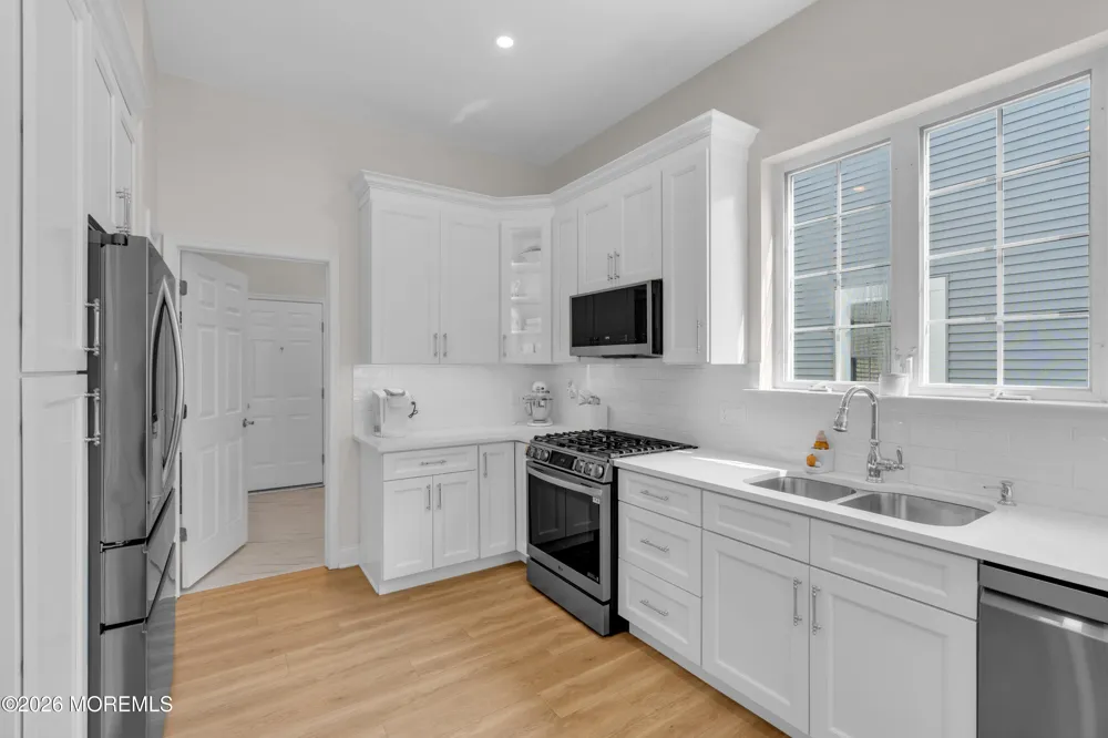 18 Spyglass Drive Jackson, NJ 08527