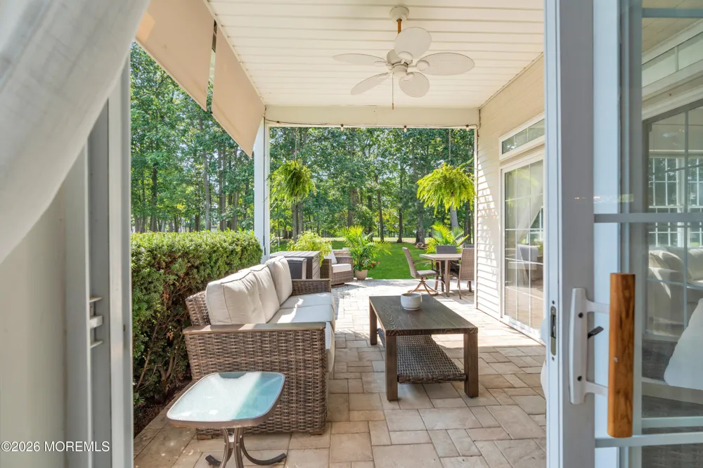 18 Spyglass Drive Jackson, NJ 08527