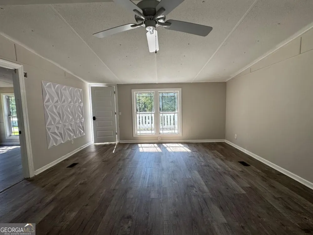 6204 River Run CIR Gainesville, GA 30506