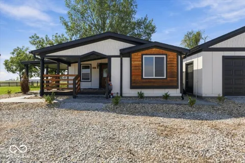 2596 State Road 213