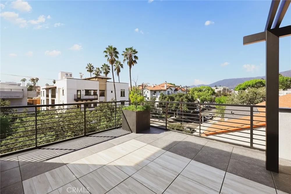150 S Oak Knoll Avenue Pasadena, CA 91101
