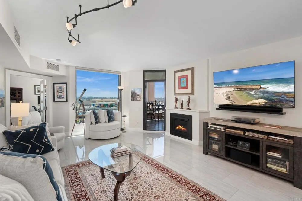 500 W Harbor Drive #1108 San Diego, CA 92101