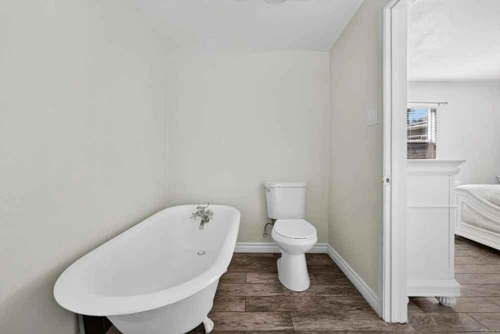 2424 Washington Street Lemon Grove, CA 91945