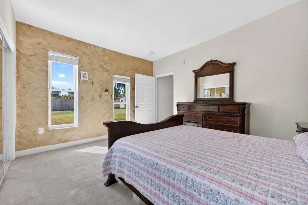 2424 Washington Street Lemon Grove, CA 91945