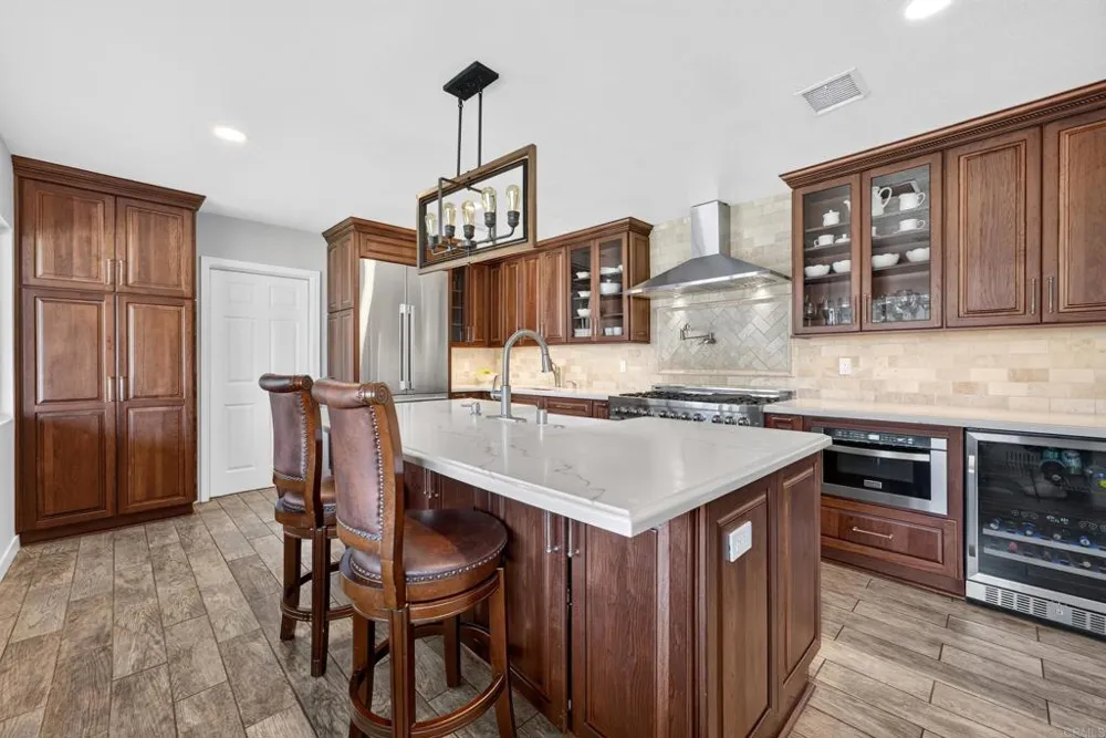 2424 Washington Street Lemon Grove, CA 91945
