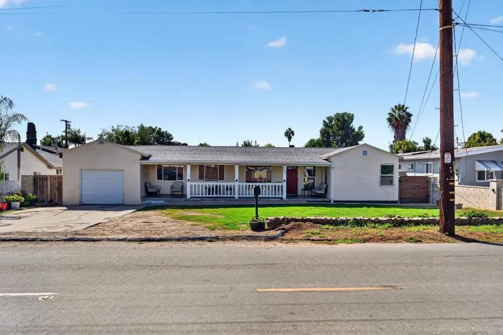 2424 Washington Street Lemon Grove, CA 91945