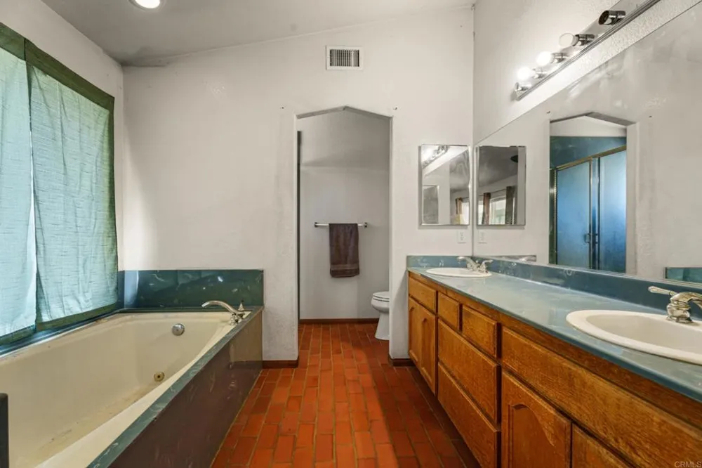 1825 La Posta Rd Campo, CA 91906