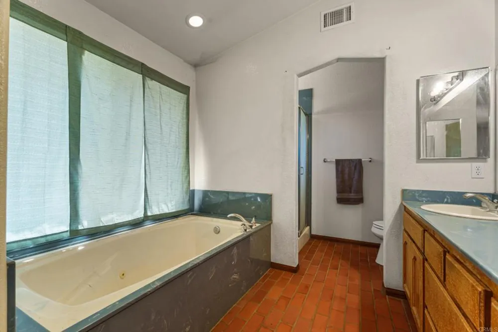1825 La Posta Rd Campo, CA 91906
