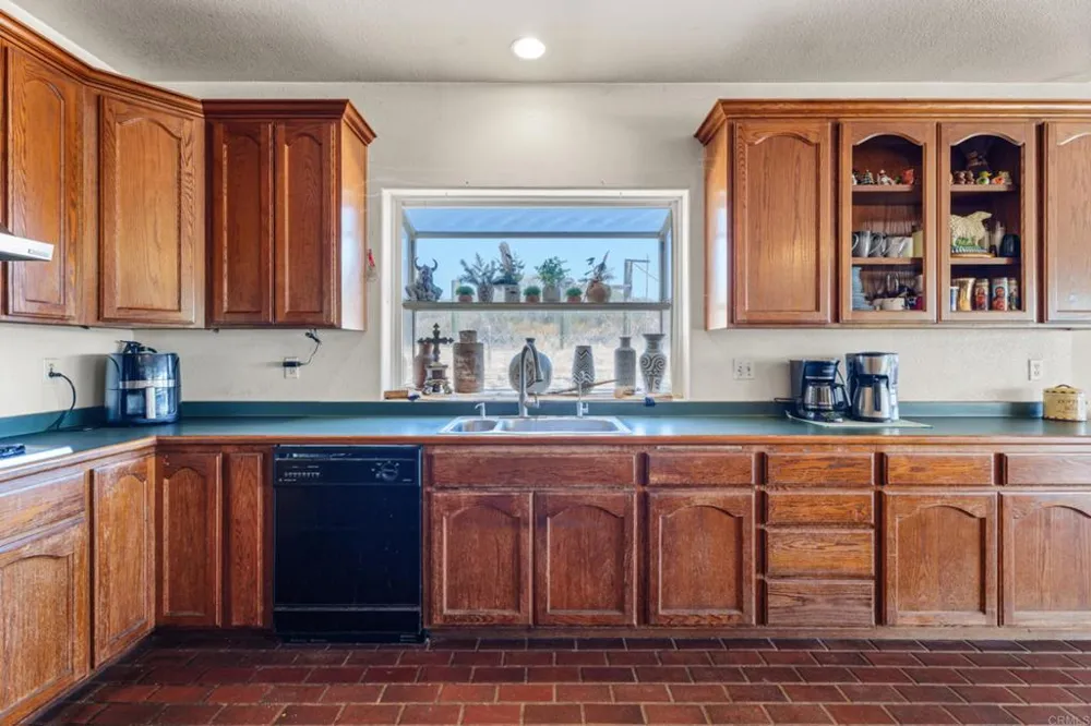 1825 La Posta Rd Campo, CA 91906