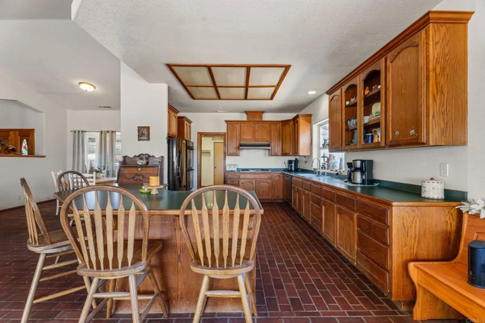 1825 La Posta Rd Campo, CA 91906