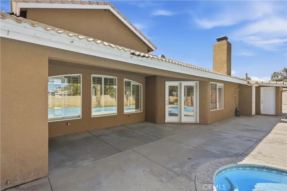 14940 Mesa Street Hesperia, CA 92345