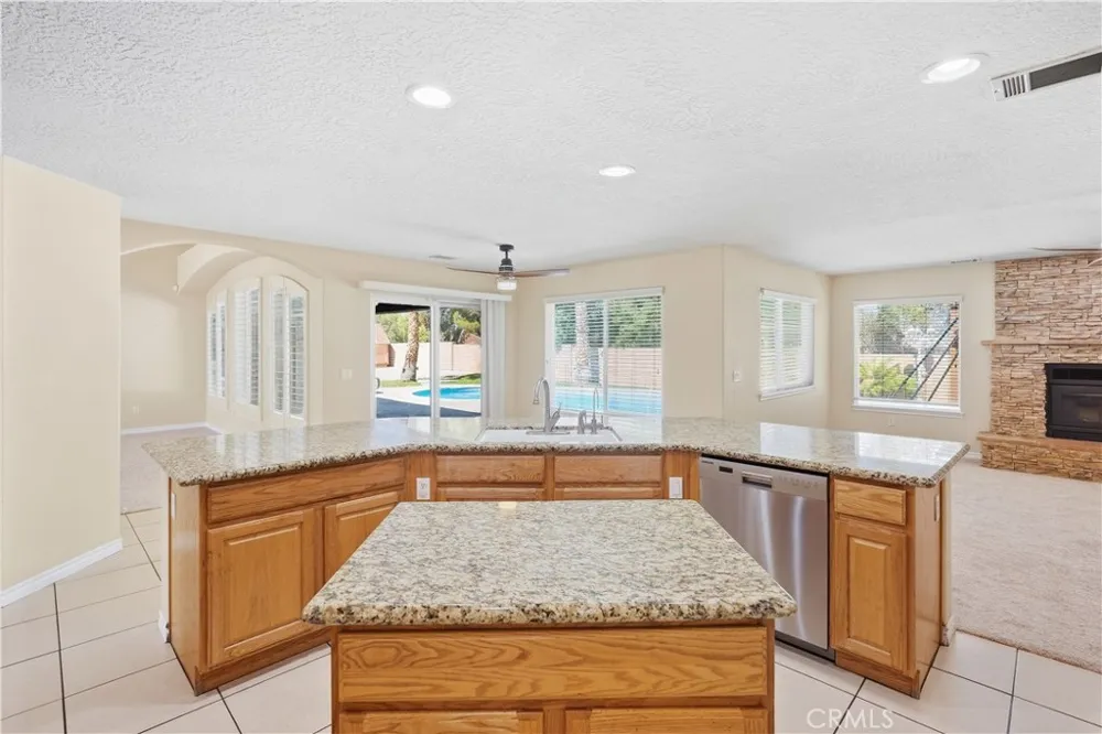 14940 Mesa Street Hesperia, CA 92345