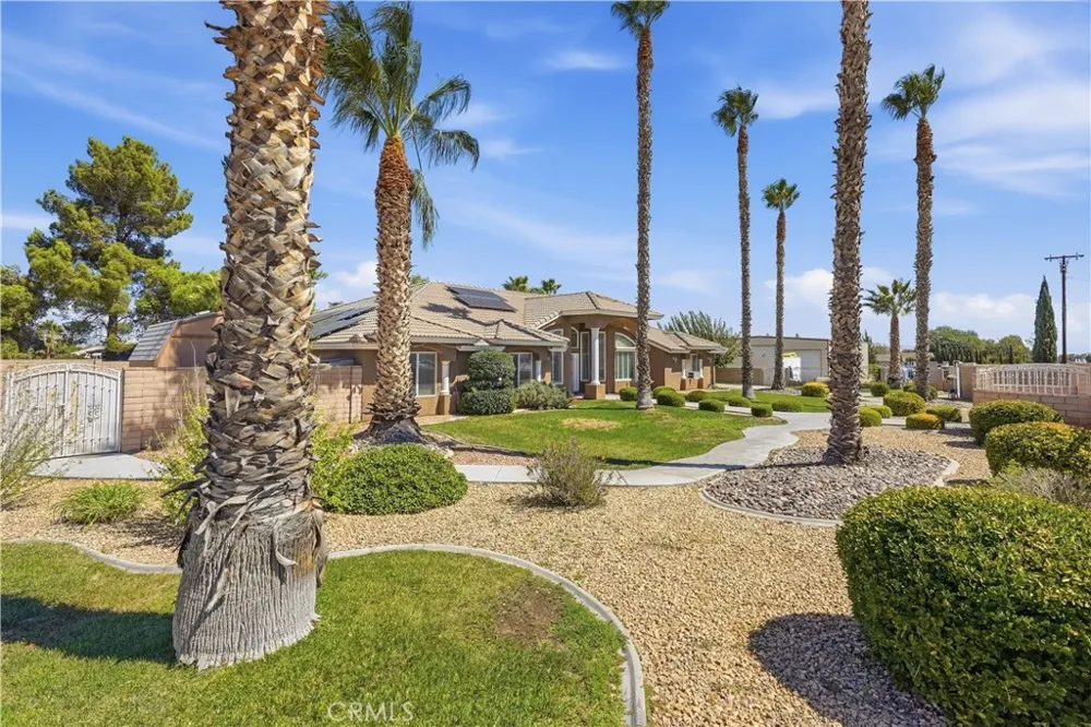 14940 Mesa Street Hesperia, CA 92345