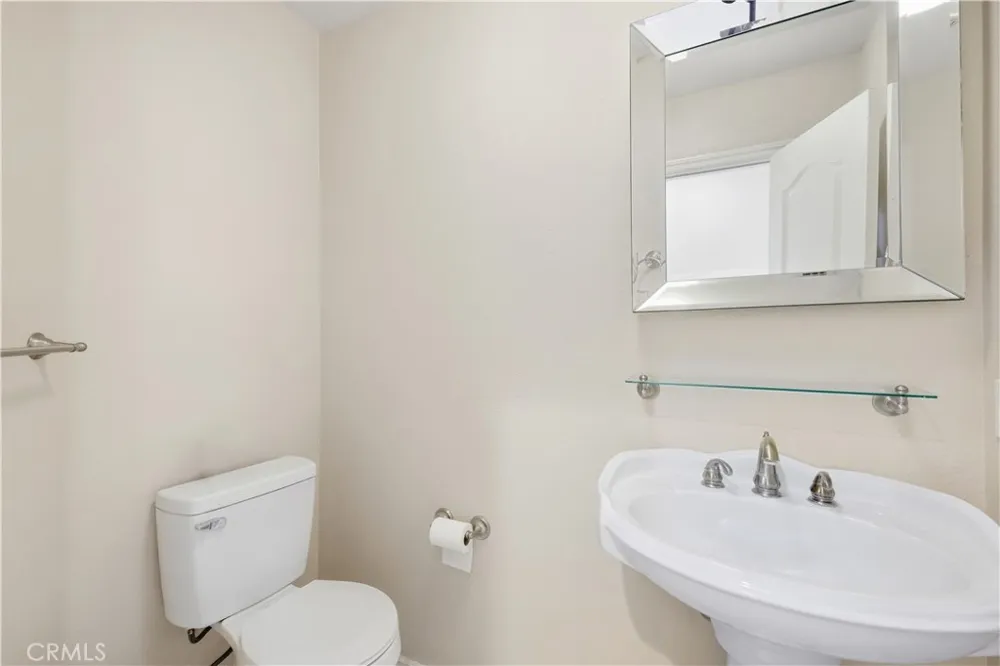 14940 Mesa Street Hesperia, CA 92345