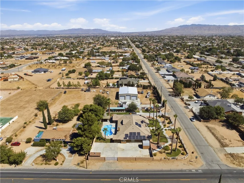 14940 Mesa Street Hesperia, CA 92345