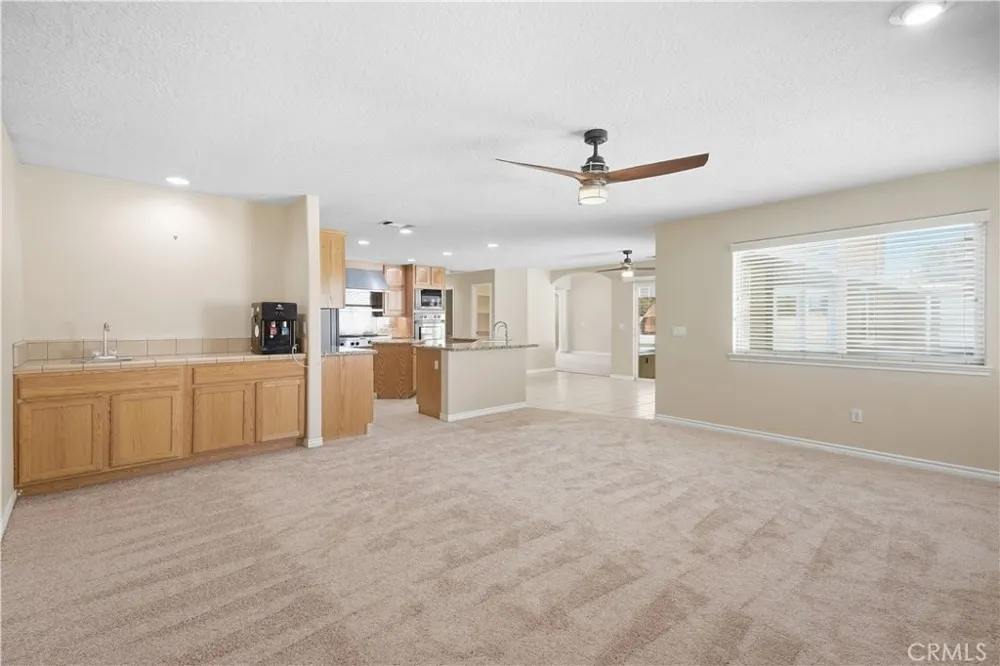 14940 Mesa Street Hesperia, CA 92345
